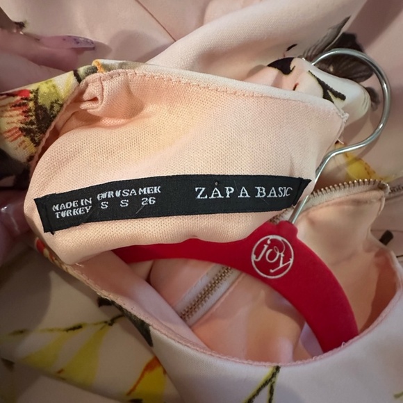 Zara Floral Pink Dress - Picture 3 of 3